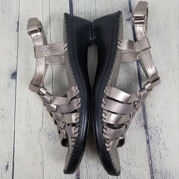 STRICTLY COMFORT | metallic strappy gladiator low heel sandals - Picture 3 of 9
